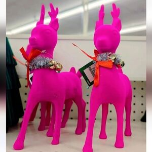 HOT PINK FLOCKED REINDEER CHRISTMAS DECOR (1)